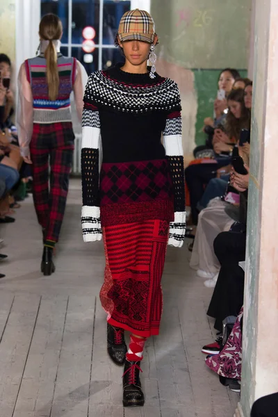 Look 49